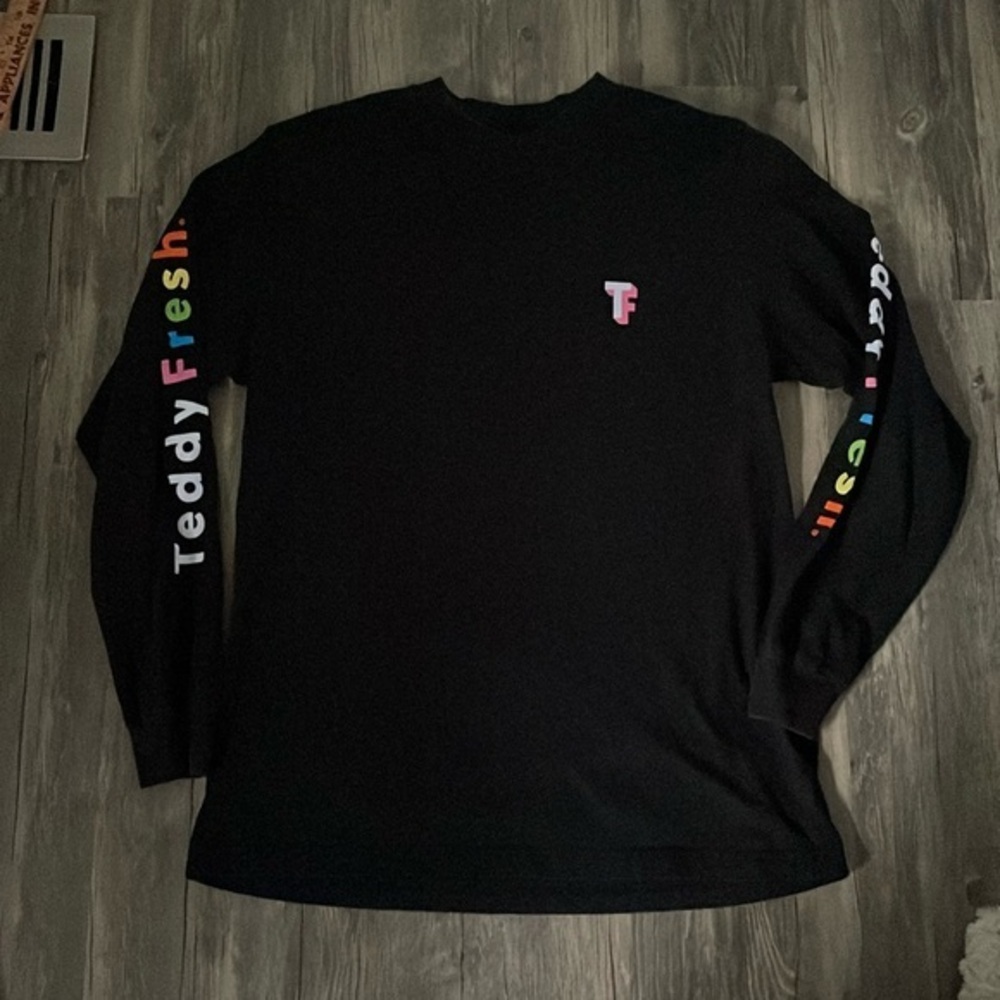 Teddy fresh long sleeve men’s tee, medium